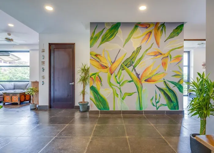 La Perla #132 Lovely Ocean View With Complex Pool And Gym