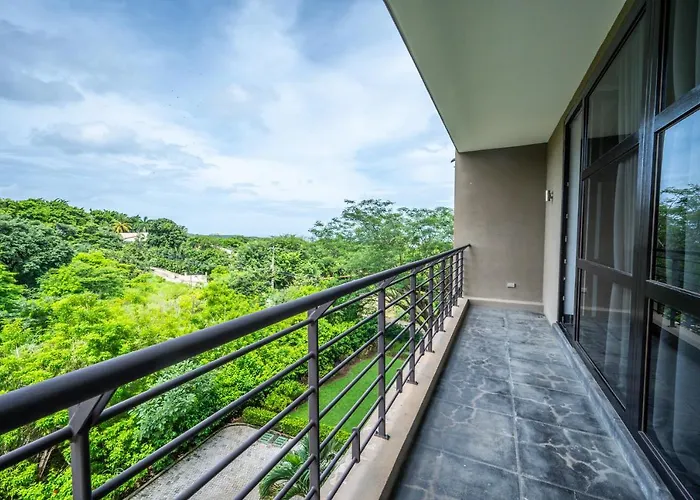 Hotel La Perla #132 Lovely Ocean View With Complex Pool And Gym *